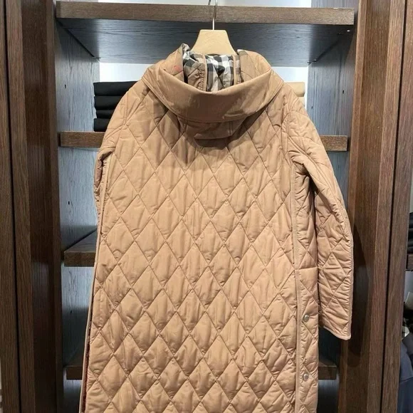 Burberry Tan Quilted Hooded Jacket L - Picture 3 of 10